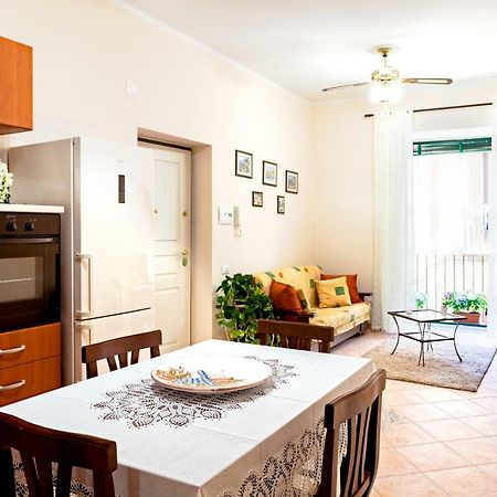 Doris House Sorrento Apartment Luaran gambar