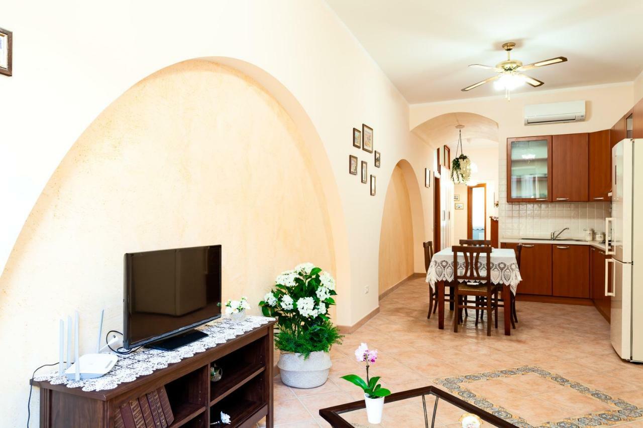 Doris House Sorrento Apartment Luaran gambar