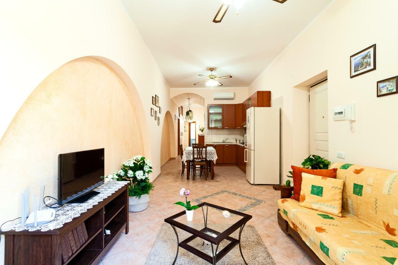 Doris House Sorrento Apartment Luaran gambar